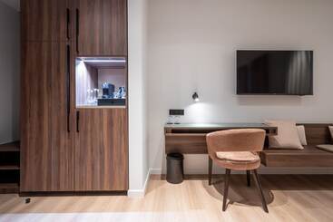 One Two Four   Hotel & Spa