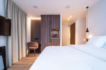 One Two Four   Hotel & Spa