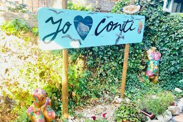 پانسیون Hostal Costa Morena