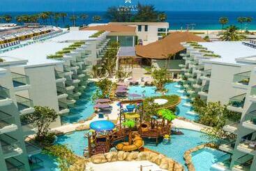Phuket Emerald Beach Resort - Karon Beach