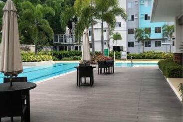 هتل Caren 8 Spatial Condo Maa 2br Fully Furnished Wtih Unli Pool Access