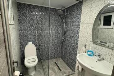 هتل Casa Mariei