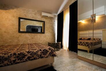 Apartaments Crown Silvia