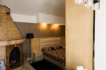 Apartaments Crown Silvia