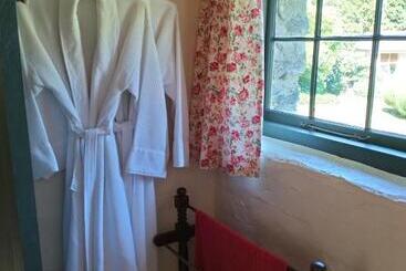تختخواب و صبحانه Queensberry Inn