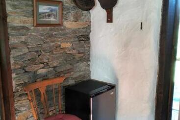 تختخواب و صبحانه Queensberry Inn