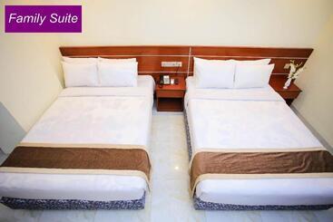 هتل Royal Beach Resort