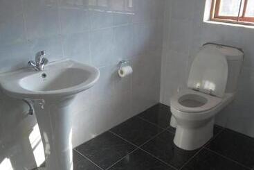 پانسیون Fourways Guest House