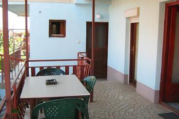 پانسیون Guest House Hristiva