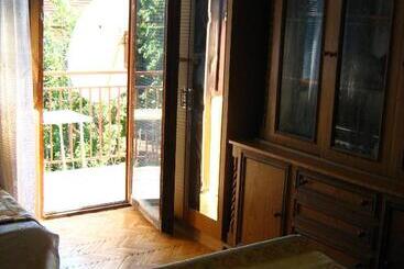 پانسیون Guest House Hristiva