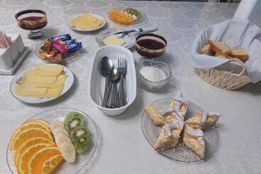 پانسیون Rahat Guesthouse