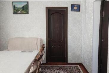 پانسیون Rahat Guesthouse
