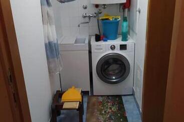 تختخواب و صبحانه Iggh Il Glicine Guest House
