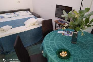 تختخواب و صبحانه Iggh Il Glicine Guest House
