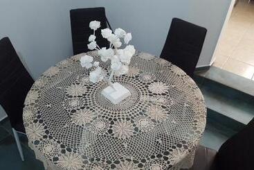 تختخواب و صبحانه Iggh Il Glicine Guest House