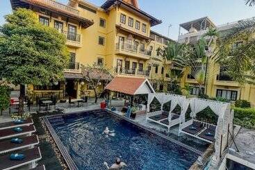 هتل Villa Indochine D Angkor