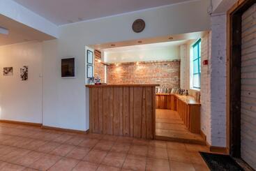 Oitme Hostel
