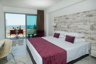Freij Splash Hotel & Resort