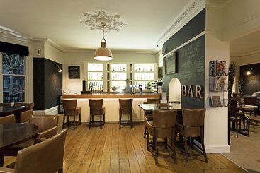 Andover House Hotel & Restaurant   Adults Only