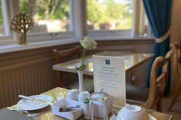 هتل Ashbourne House