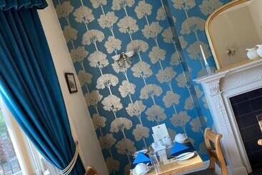 هتل Ashbourne House