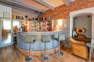 Brit Hotel Roanne   Le Grand Hôtel