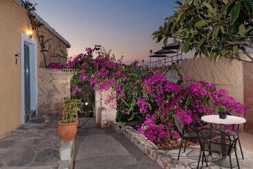هتل Creta Vitalis