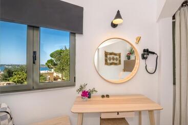 هتل Creta Vitalis