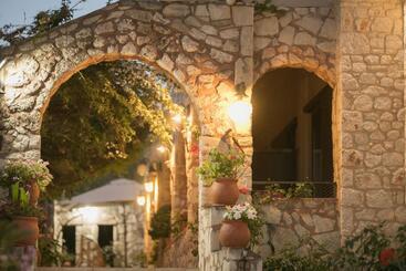 هتل Creta Vitalis