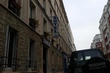 هتل Hôtel De Nantes