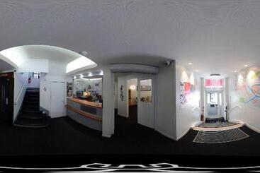 Logis Hotel Du Chateau
