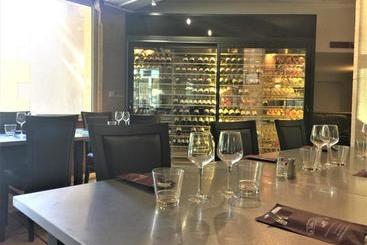 هتل Brit  Du Moulin De La Pioline  La Table A Fromages
