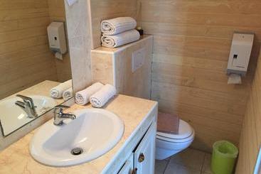 Отель Hôtel Beau Soleil
