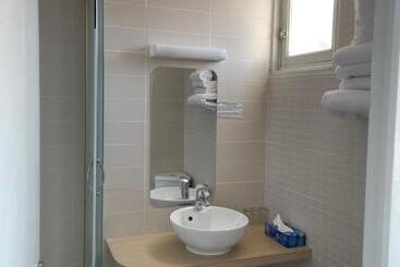 هتل Hôtel Oxo