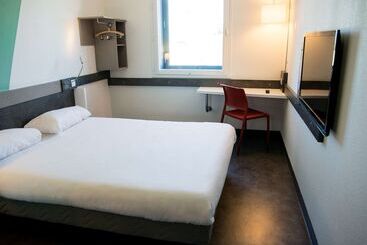 ホテル Ibis Budget Archamps Porte De Geneve