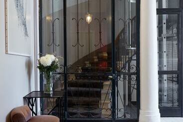 هتل L Apparthôtel Particulier Bordeaux
