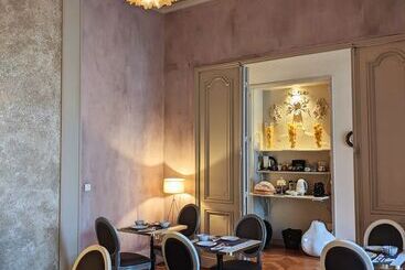 هتل L Apparthôtel Particulier Bordeaux