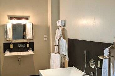 هتل L Apparthôtel Particulier Bordeaux