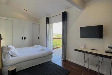 هتل Villa Choriekin Lafitenia Resort