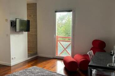 هتل Villa Choriekin Lafitenia Resort