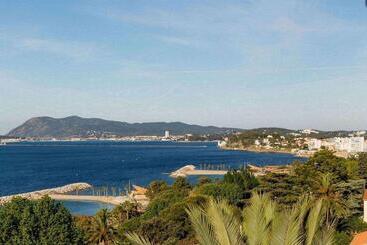 هتل Les Voiles