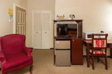 هتل Regency Suites
