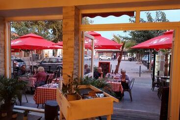 هتل Restaurant L Escale