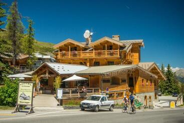 هتل & Restaurant Les Escondus