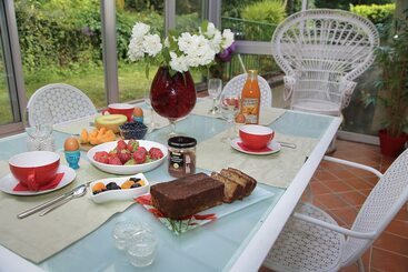 هتل Villa Aimée Luxury Apartments With Heated Pool