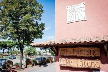 هتل Agriturismo La Meridiana