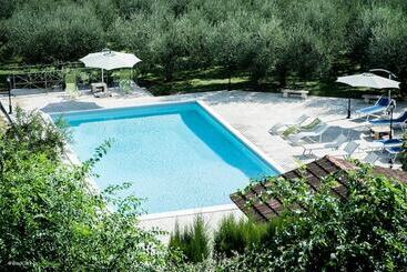 هتل Agriturismo La Meridiana