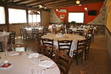 هتل Agriturismo Pesolillo