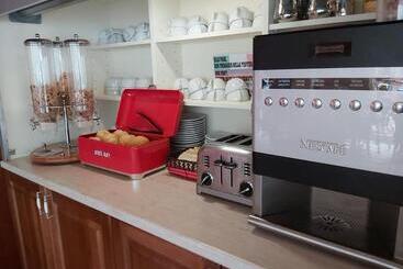 هتل Albergo Casa Este