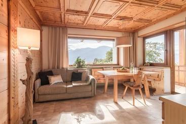 هتل Appartements Kerschbaumer